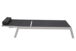 VILLANA 2er-Set Sonnenliegen, Silber/schwarz, Alu/Textil, 198x66x32cm, Mit Beistelltisch 45x45cm 27 VILLANA 2er-Set Sonnenliegen, Silber/schwarz, Alu/Textil, 198x66x32cm, Mit Beistelltisch 45x45cm -Kettler Verkaufs-Shop 13 13886.jpg