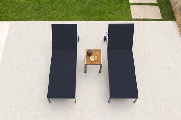OUTFLEXX 2er-Set Rollliege, Schwarz, Edelstahl/Teak, 212x71x36cm, Mit Beistelltisch 45x45cm 5 OUTFLEXX 2er-Set Rollliege, Schwarz, Edelstahl/Teak, 212x71x36cm, Mit Beistelltisch 45x45cm – Bild 3