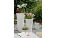 Titelseite 30 8-SEASONS Shining Classic Pot XL Pflanzgefäß, Weiß, Polyethylen, 49x100cm, Indoor & Outdoor