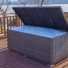 OUTFLEXX Kissenbox L, Grau, Polyrattan, 204x94x75cm 1 OUTFLEXX Kissenbox L, Grau, Polyrattan, 204x94x75cm -Kettler Verkaufs-Shop 22291 1.jpg