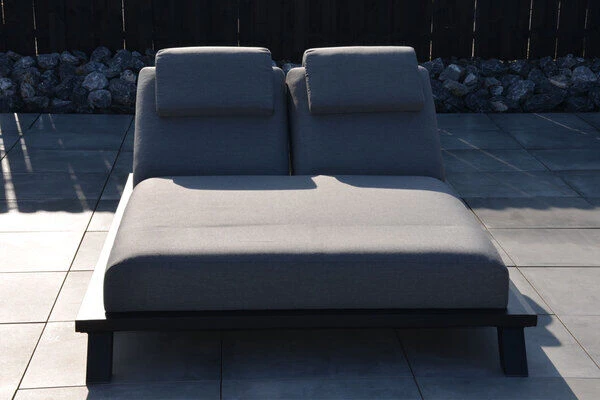 OUTFLEXX Exklusivmodell Blain Doppelliege, Sooty, Alu/Sunbrella, 210 X 144 X 34 Cm, Inkl. Verstellbarer Rückenlehne 5 OUTFLEXX Exklusivmodell Blain Doppelliege, Sooty, Alu/Sunbrella, 210 X 144 X 34 Cm, Inkl. Verstellbarer Rückenlehne – Bild 3