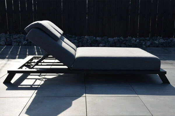 OUTFLEXX Exklusivmodell Blain Doppelliege, Sooty, Alu/Sunbrella, 210 X 144 X 34 Cm, Inkl. Verstellbarer Rückenlehne 6 OUTFLEXX Exklusivmodell Blain Doppelliege, Sooty, Alu/Sunbrella, 210 X 144 X 34 Cm, Inkl. Verstellbarer Rückenlehne – Bild 4