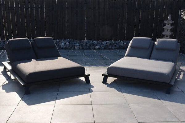 OUTFLEXX Exklusivmodell Blain Doppelliege, Sooty, Alu/Sunbrella, 210 X 144 X 34 Cm, Inkl. Verstellbarer Rückenlehne 10 OUTFLEXX Exklusivmodell Blain Doppelliege, Sooty, Alu/Sunbrella, 210 X 144 X 34 Cm, Inkl. Verstellbarer Rückenlehne – Bild 8