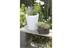 OUTFLEXX Exklusivmodell Shining Classic Pot S Dekoleuchte, Polyethylen, 34x39 Cm, Inkl. Fassung Und LED-Leuchtmittel 7 OUTFLEXX Exklusivmodell Shining Classic Pot S Dekoleuchte, Polyethylen, 34x39 Cm, Inkl. Fassung Und LED-Leuchtmittel -Kettler Verkaufs-Shop 31297 03.jpg
