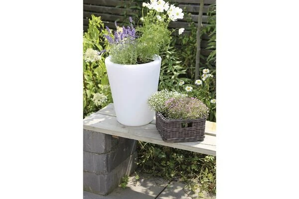 OUTFLEXX Exklusivmodell Shining Classic Pot S Dekoleuchte, Polyethylen, 34x39 Cm, Inkl. Fassung Und LED-Leuchtmittel 5 OUTFLEXX Exklusivmodell Shining Classic Pot S Dekoleuchte, Polyethylen, 34x39 Cm, Inkl. Fassung Und LED-Leuchtmittel – Bild 3