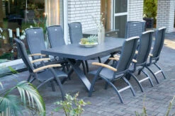 HARTMAN Sondermodell Xanadu / Da Vinci Sitzgruppe, Xerix/anthrazit, Alu/Glaskeramik, 8 Multipos, 220/280x100cm 14 HARTMAN Sondermodell Xanadu / Da Vinci Sitzgruppe, Xerix/anthrazit, Alu/Glaskeramik, 8 Multipos, 220/280x100cm -Kettler Verkaufs-Shop 3 21084.jpg