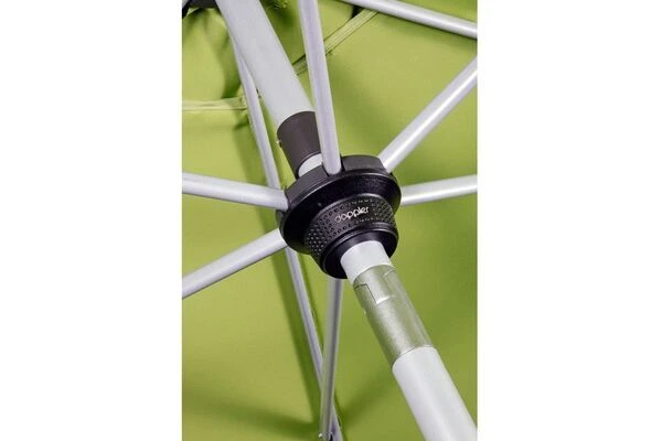 DOPPLER Active Auto Tilt Mittelstockschirm, Greige, Aluminium/Textil, Ø210cm, Höhenverstellbar, Knickbar, Mit Kurbel 6 DOPPLER Active Auto Tilt Mittelstockschirm, Greige, Aluminium/Textil, Ø210cm, Höhenverstellbar, Knickbar, Mit Kurbel – Bild 4