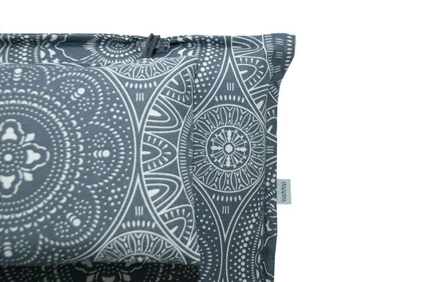 DOPPLER Lyra Liegenauflage, Grau Gemustert, Polyester, 200 X 60 X 7 Cm, Mit Kopfkissen Und Reißverschluss 6 DOPPLER Lyra Liegenauflage, Grau Gemustert, Polyester, 200 X 60 X 7 Cm, Mit Kopfkissen Und Reißverschluss – Bild 4