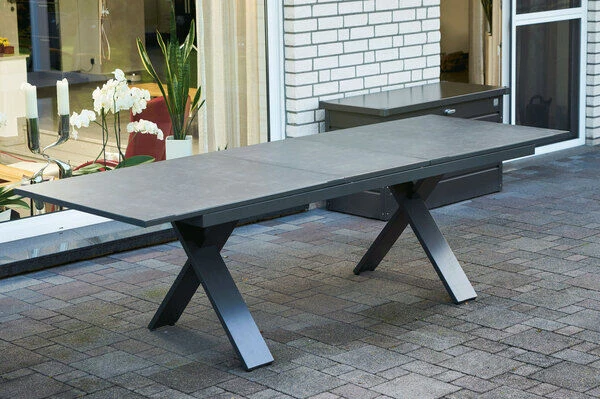 HARTMAN Sondermodell Xanadu / Alice Comfort Set, Xerix/anthrazit, Alu/Glaskeramik, 6 Stapelsessel, 220/280x100cm 6 HARTMAN Sondermodell Xanadu / Alice Comfort Set, Xerix/anthrazit, Alu/Glaskeramik, 6 Stapelsessel, 220/280x100cm – Bild 4