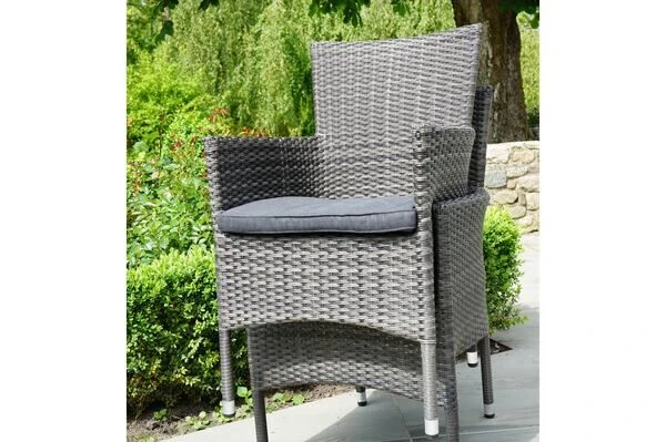 Ploß Rabida Sitzgruppe, Champagner-meliert, Polyrattan, Tisch 90 X 90 Cm, 4 Stapelsessel, Glasplatte In Steinoptik 9 Ploß Rabida Sitzgruppe, Champagner-meliert, Polyrattan, Tisch 90 X 90 Cm, 4 Stapelsessel, Glasplatte In Steinoptik – Bild 7