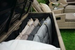 Ploß Rabida Kissenbox, Champagner-meliert, Polyrattan, 145x58x73 Cm, Inkl. Inlay 30 Ploß Rabida Kissenbox, Champagner-meliert, Polyrattan, 145x58x73 Cm, Inkl. Inlay -Kettler Verkaufs-Shop 9 20174.jpg